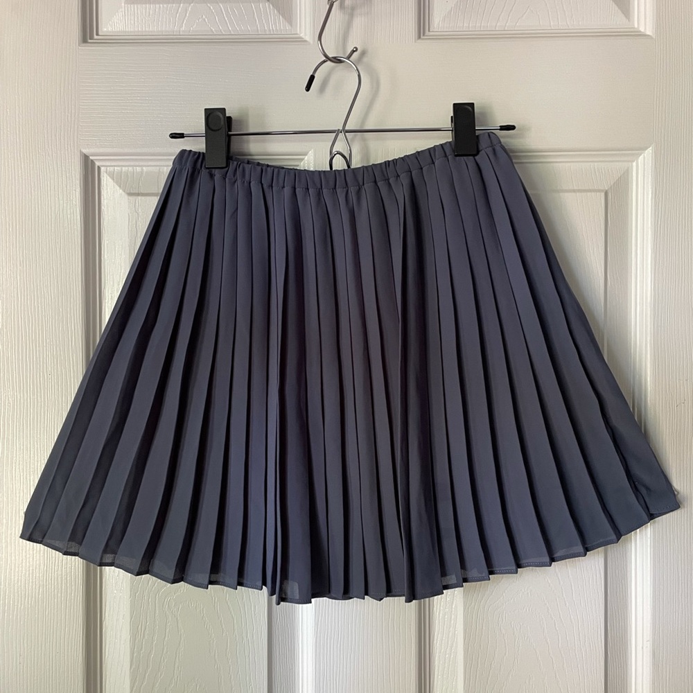 Banana Republic Pleated Blue-Gray Miniskirt